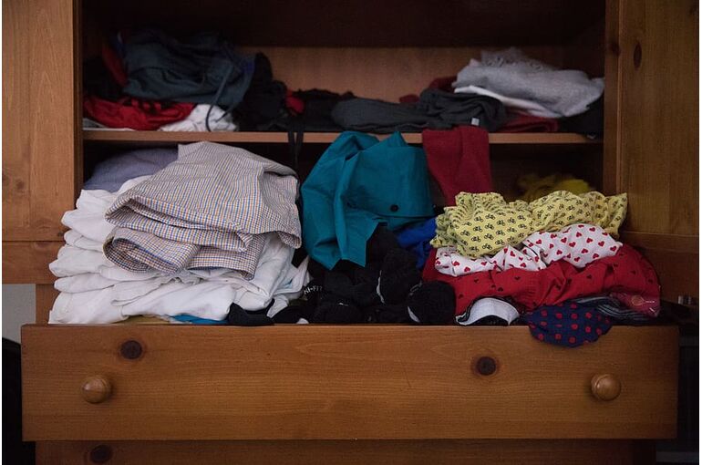 clothes-mess-drawer