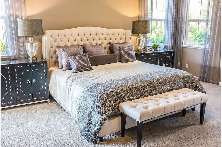 bed-bedroom-furniture-cushions