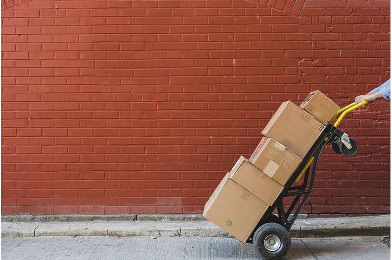 business-products-professional-shipping