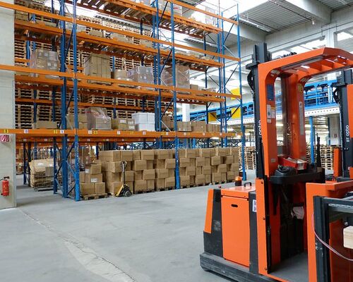 factory-industrial-hall-logistics-trade